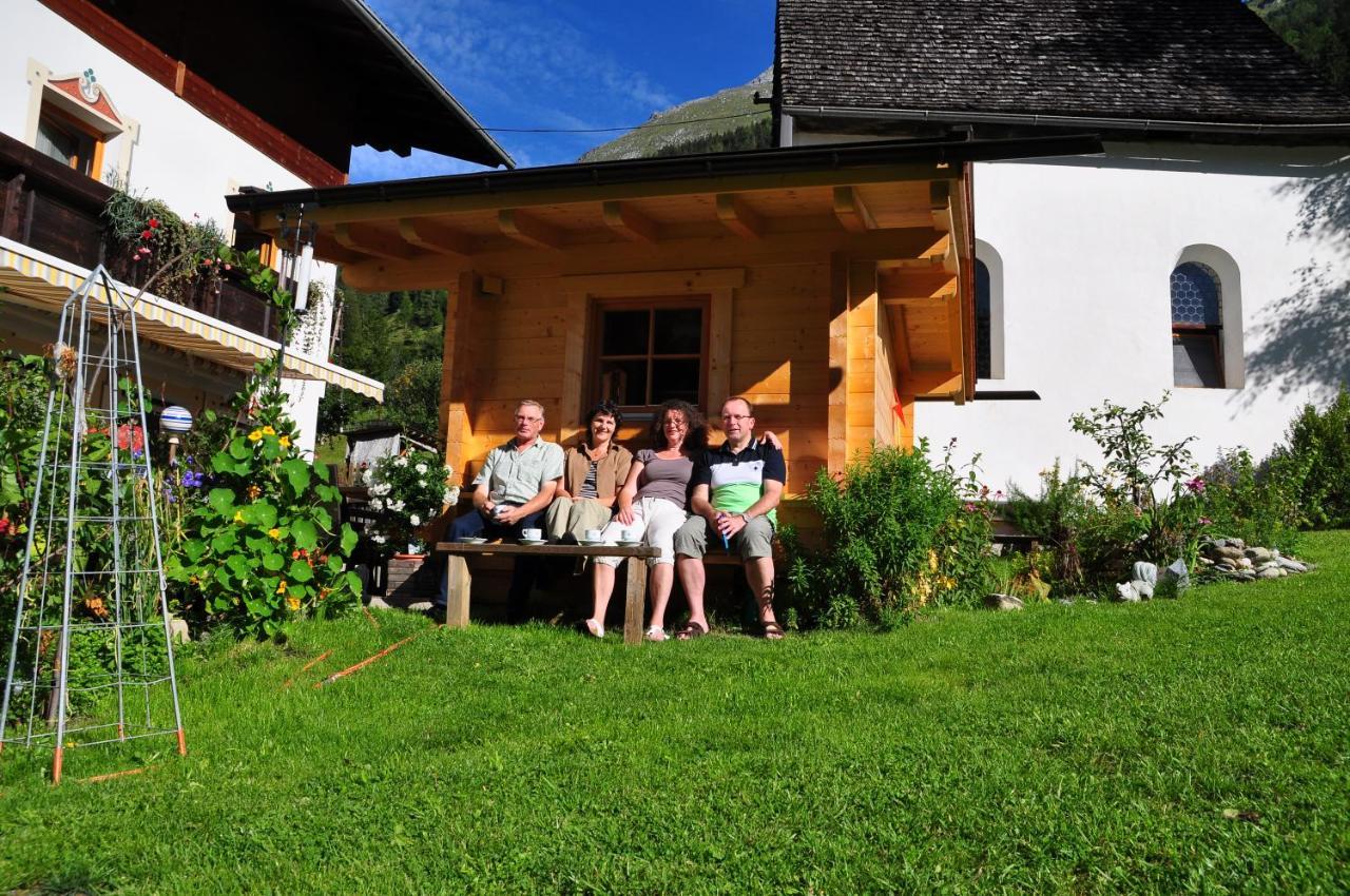Fruehstueckspension Knappaschneider Pragraten Bagian luar foto