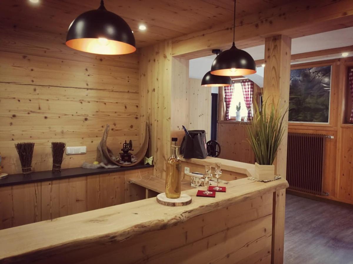 Fruehstueckspension Knappaschneider Pragraten Bagian luar foto