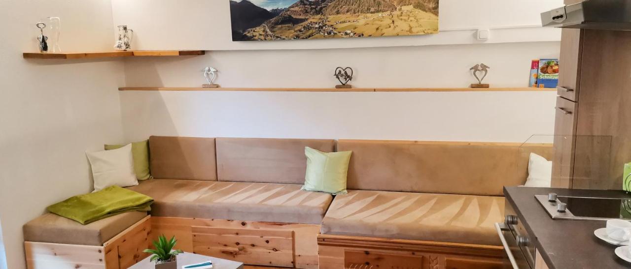 Fruehstueckspension Knappaschneider Pragraten Bagian luar foto