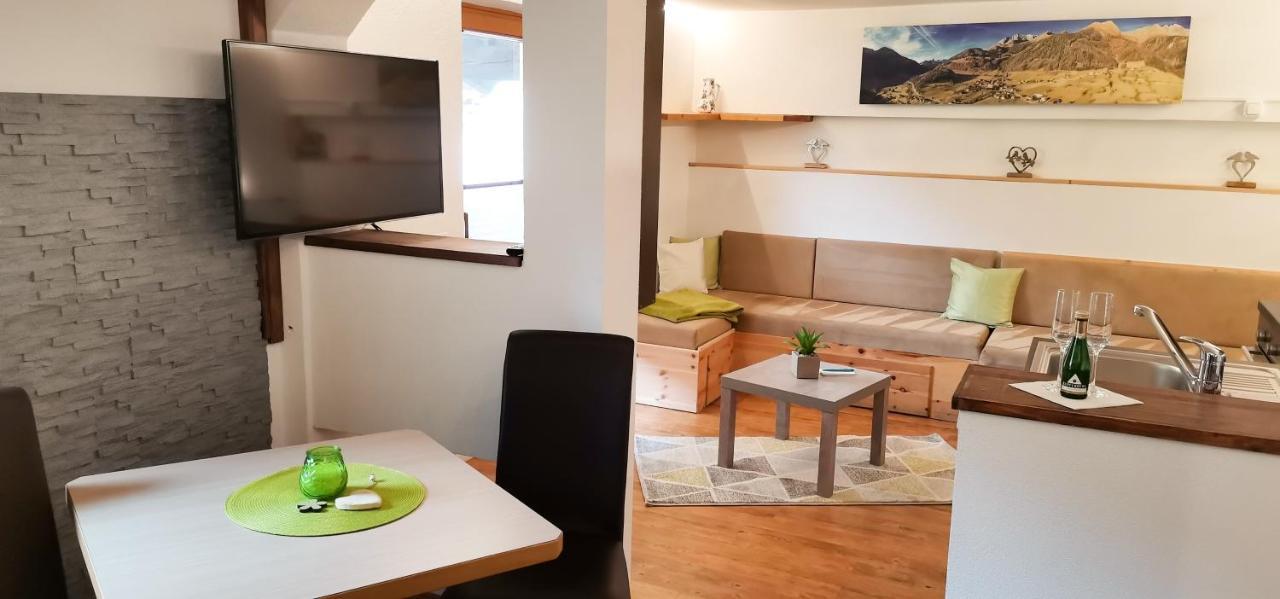Fruehstueckspension Knappaschneider Pragraten Bagian luar foto
